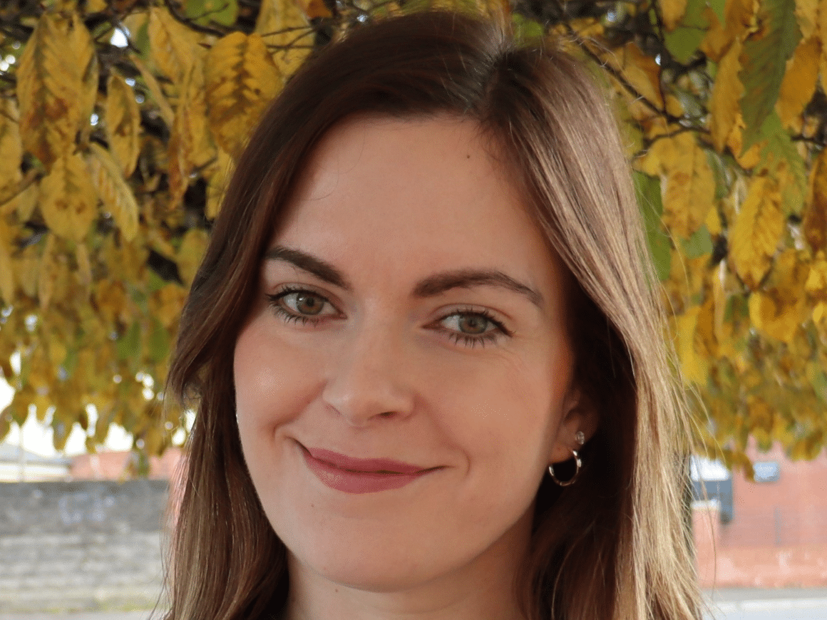 A headshot of Dr Emma Yhnell