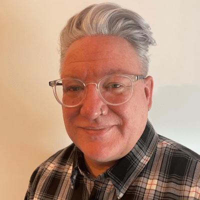 Leighton Evans headshot