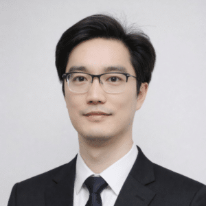 Peng Zhou headshot
